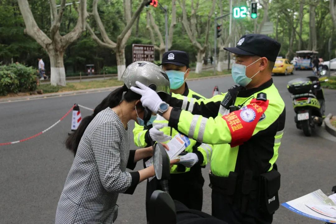 9月1日起执行电动车摩托车三轮车上路3不准2放行新规处罚明确