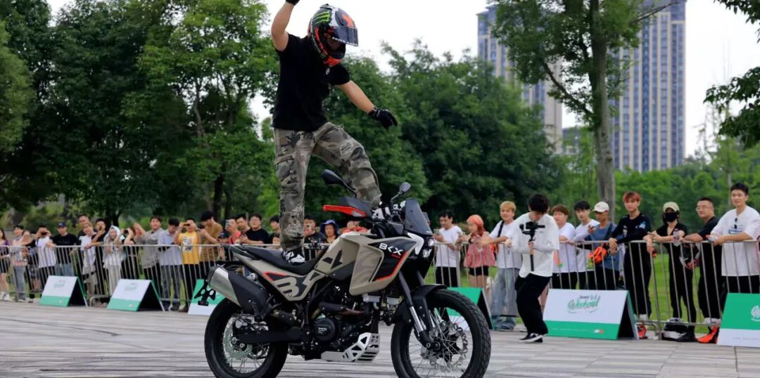 圆满收官一图回顾BenelliWeekend成都站狂欢大赏