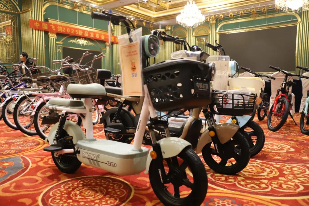 [2025-03-16]飞鸽唱响徽风皖韵2025年新品发布订货会第三站在合肥顺利召开