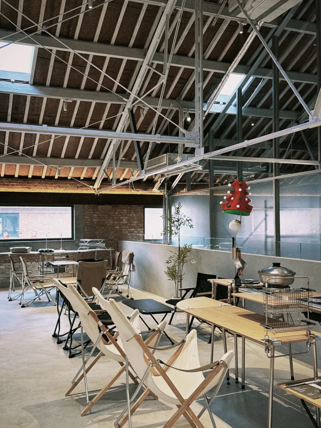 [2024-12-12]冬季不封车还有这些温暖小店值得一去