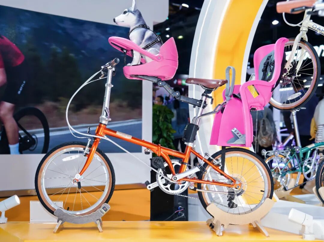 DAHON大行闪耀2025中国展快车道创新力量世界瞩目