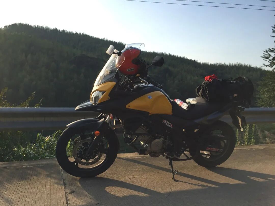 [2024-05-15]铃木骑迹Vol2纵享VSTROM650带来的愉悦之美