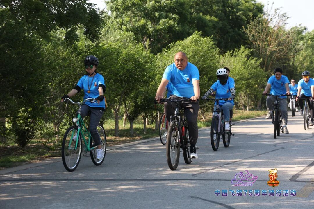[2025-05-19]一段历史一座城七十五载车相伴