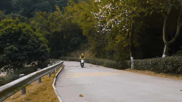 骑ta超有劲送餐不费力