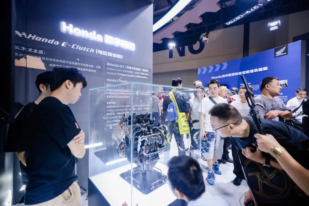 [2025-09-20]快乐解码重庆摩展最上头的打卡点