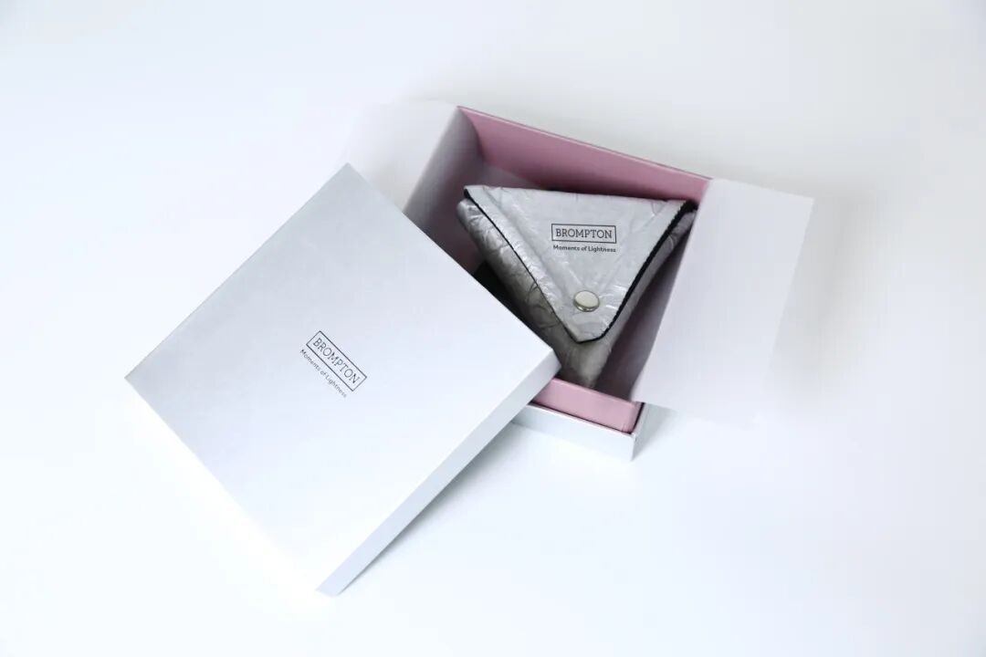 [2024-11-14]BROMPTONBREITLING中国限定联名会发光的小布