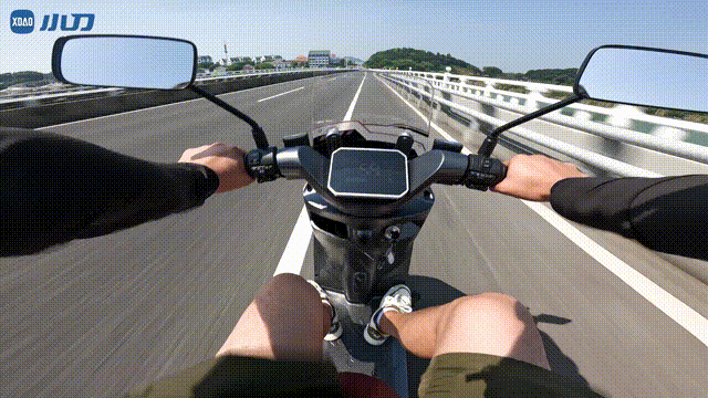 被打得怀疑人生