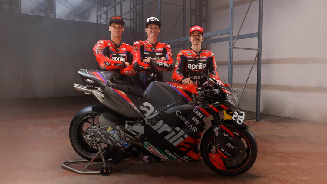 [2023-03-13]2023MOTOGPAPRILIA厂队揭幕