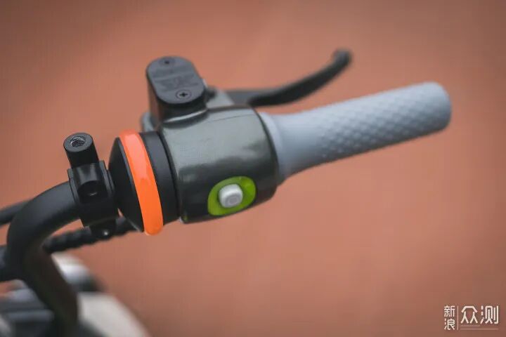 九号电动车C40用智能颠覆你对电动车的认知