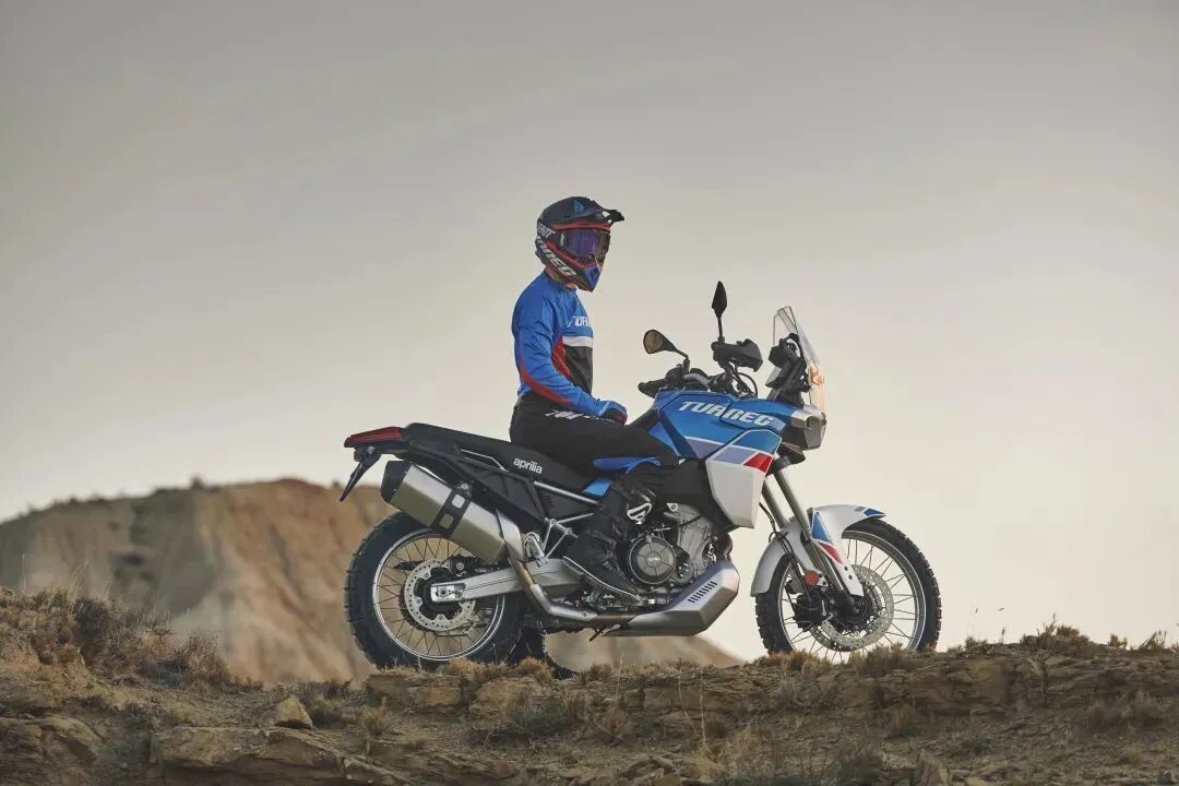 [2023-11-17]野性的呼唤自由的回响ApriliaTuareg660