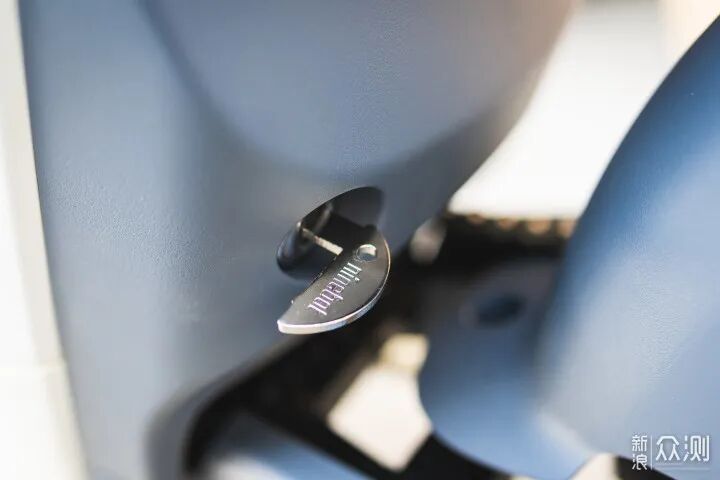 九号电动车C40用智能颠覆你对电动车的认知
