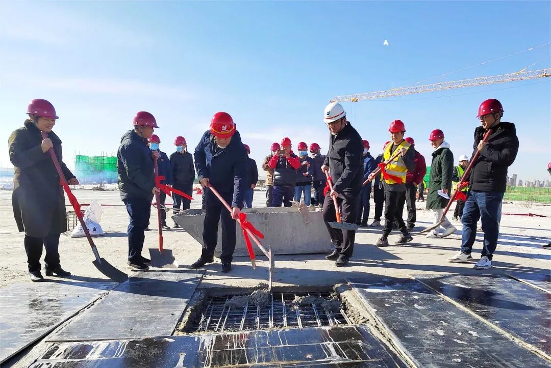 领跑中国制造新日天津智能化工厂封顶大吉