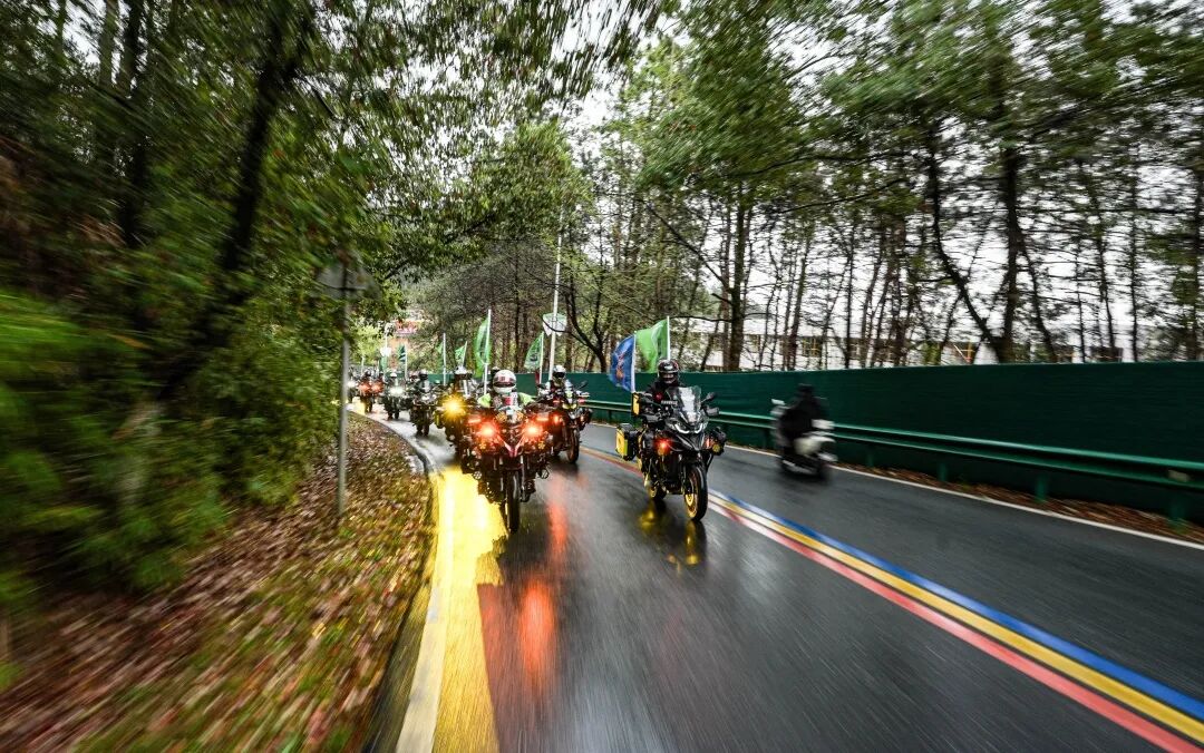 一图回顾2025皖美天柱山车友盛典