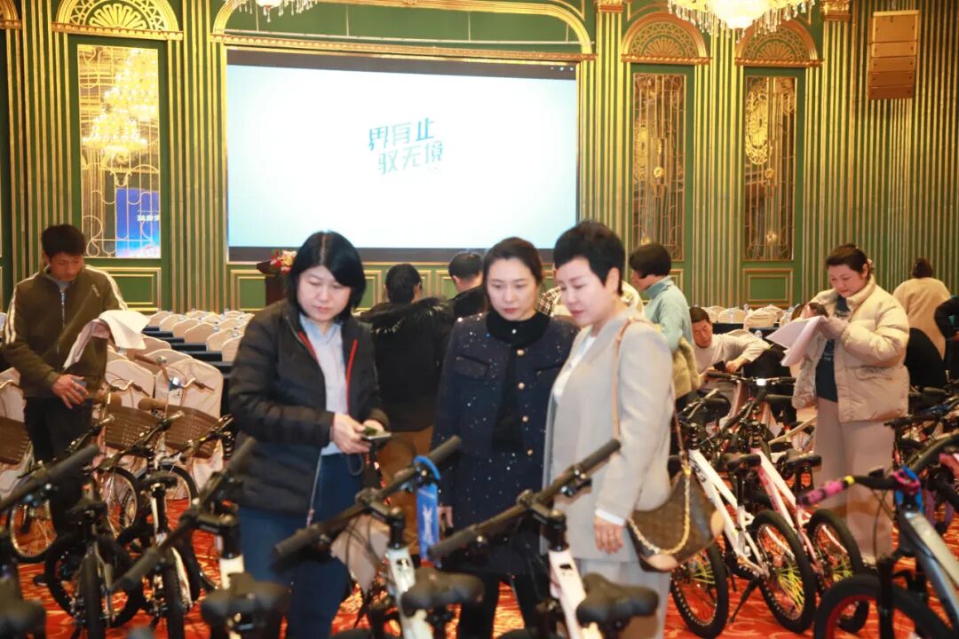 [2025-03-16]飞鸽唱响徽风皖韵2025年新品发布订货会第三站在合肥顺利召开