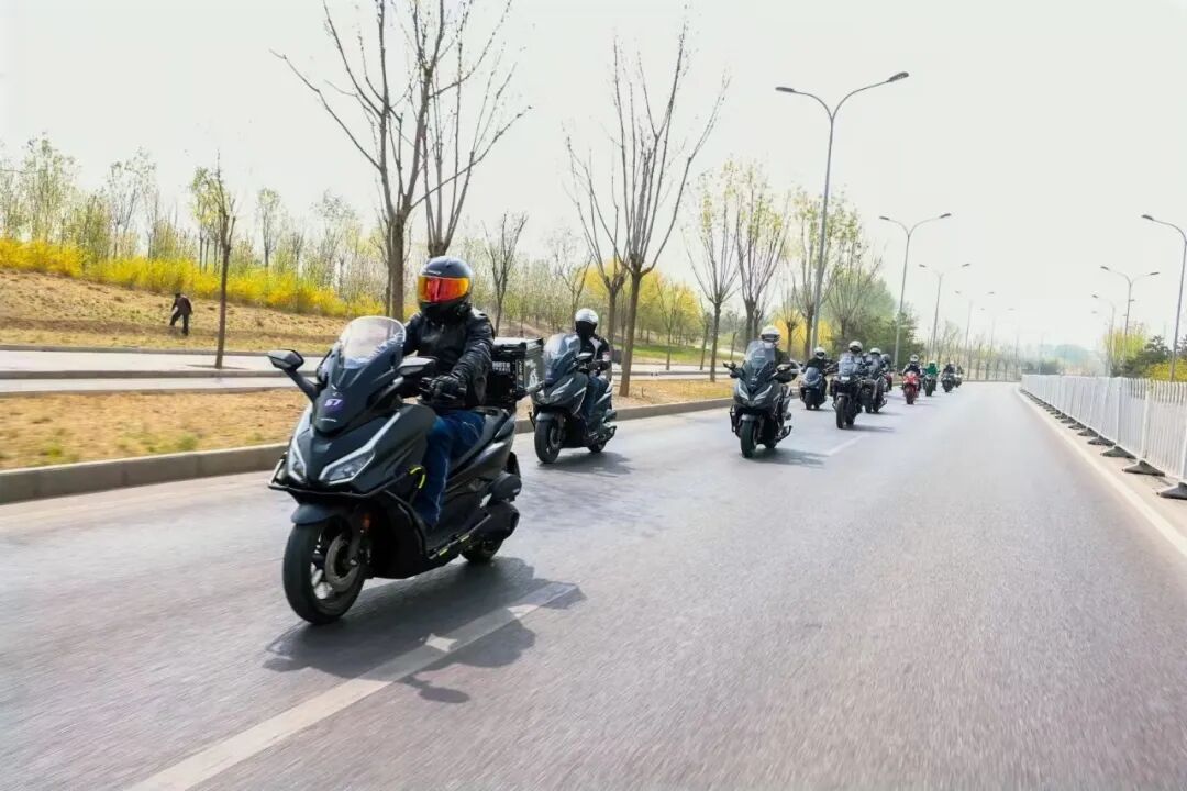 [2025-04-12]本田骑士飒行京城京友就爱这Young