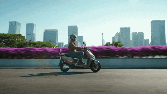 立马V9跨跃山河丨演绎极致操控让全场景出行无边界