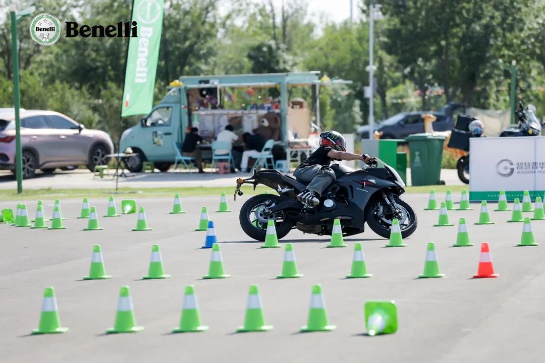 [2025-05-28]逐风破浪车影如虹一图回顾BenelliWeekend石家庄站
