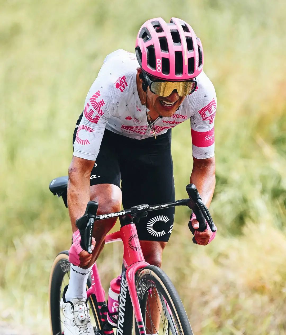 掌控全场卡拉帕兹单飞赢得2025环意S11赛段冠军