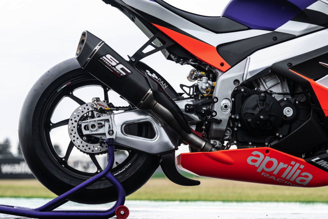 [2022-11-12]巅峰王者230匹的骄傲ApriliaRSV4XTrenta