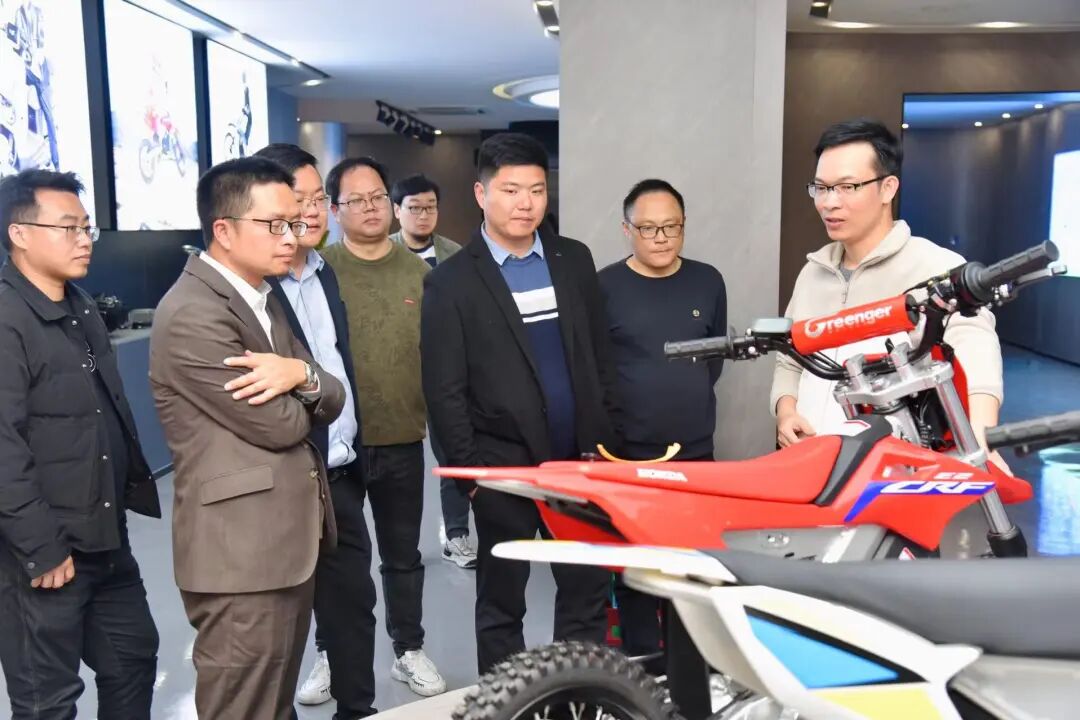 行业媒体团齐赴台铃探秘发展新动能