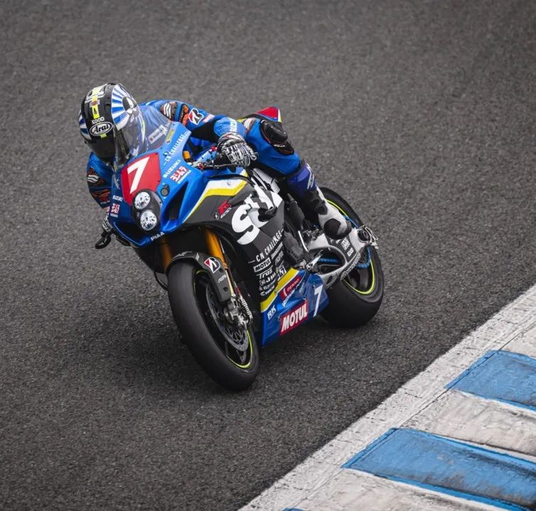 [2025-04-25]TeamSUZUKICNCHALLENGE车队在日本茂木MFJ全日本公路摩托