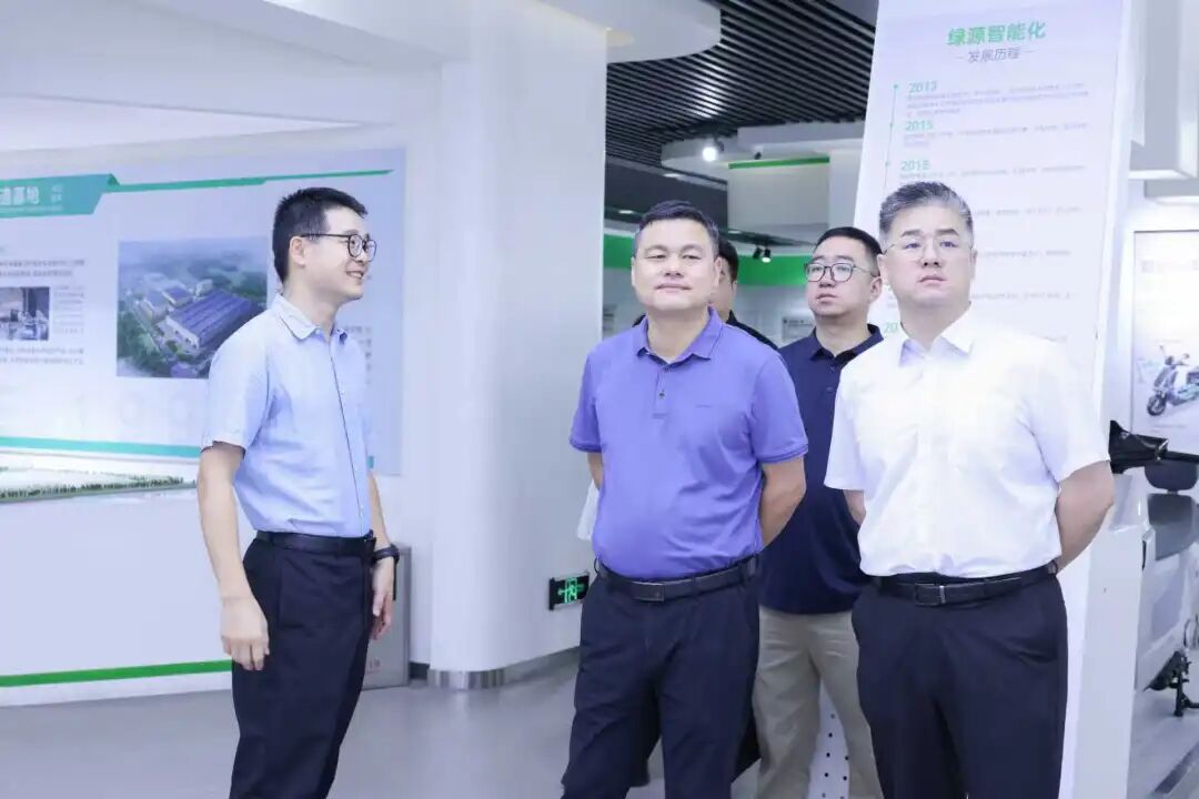 [2025-07-31]绿源集团携手宝武镁业集团旗下青阳精密战略签约共拓镁合金应用新图景