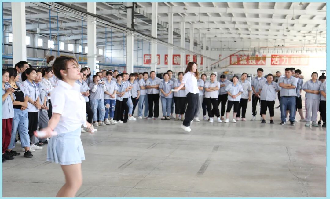 小鸟十八绽芳华