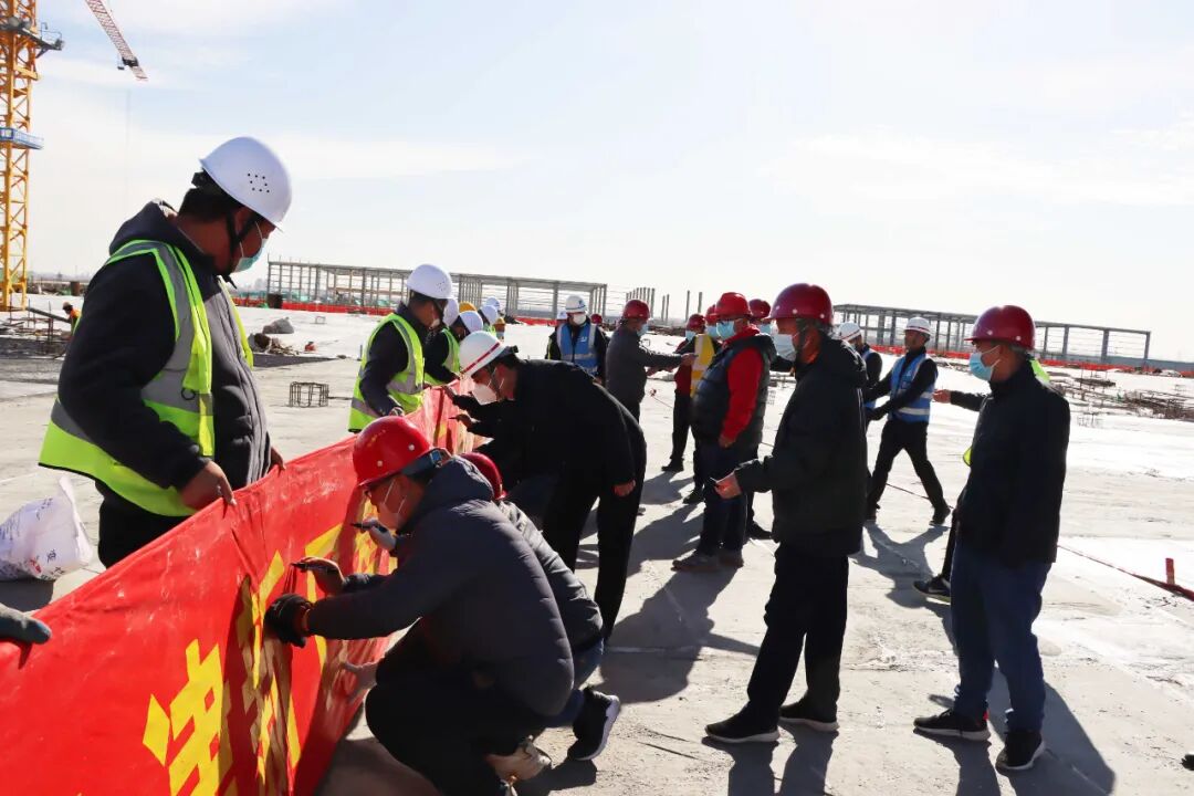 领跑中国制造新日天津智能化工厂封顶大吉