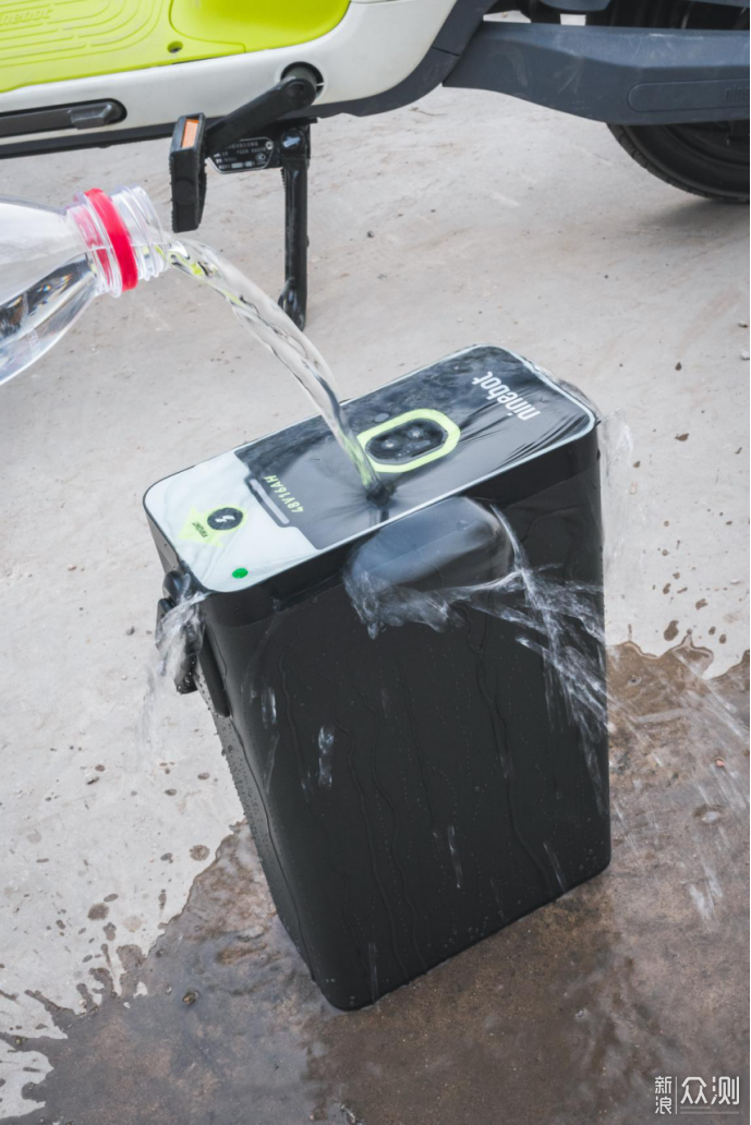 九号电动车C40用智能颠覆你对电动车的认知