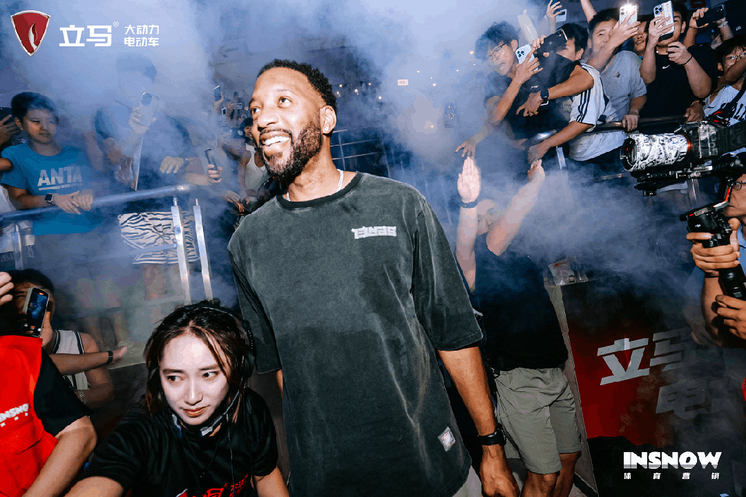 [2025-08-09]立马麦迪中国行热度狂飙NBA巨星麦迪盛赞立马无人驾驶黑科技