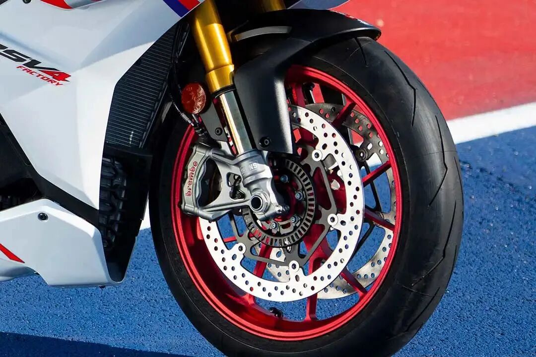 [2023-10-20]驾驭速度之魂ApriliaRSV4FACTORYSPEEDWHITE极速白限