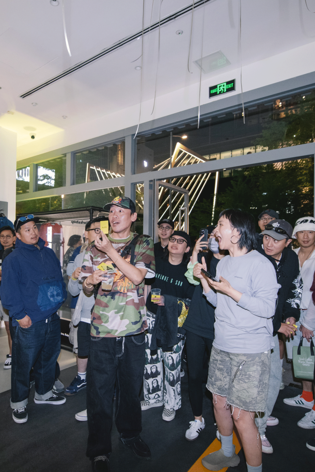 [2024-05-17]滑板vs小布这群布友都有什么花样