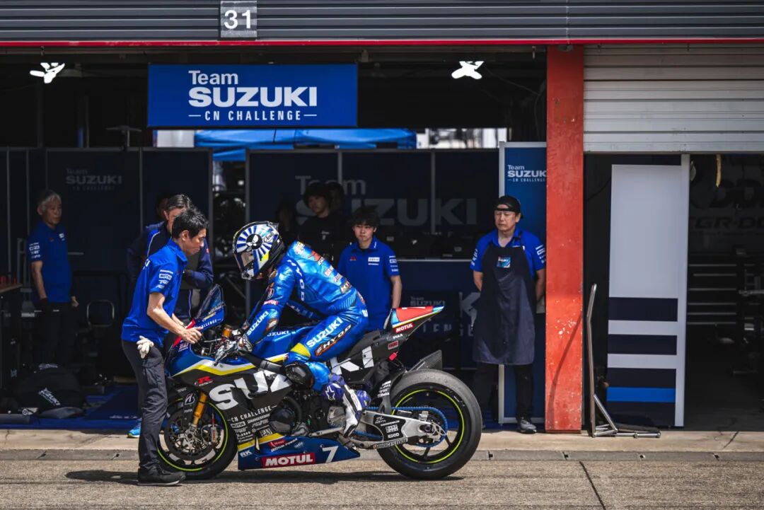 [2025-04-25]TeamSUZUKICNCHALLENGE车队在日本茂木MFJ全日本公路摩托