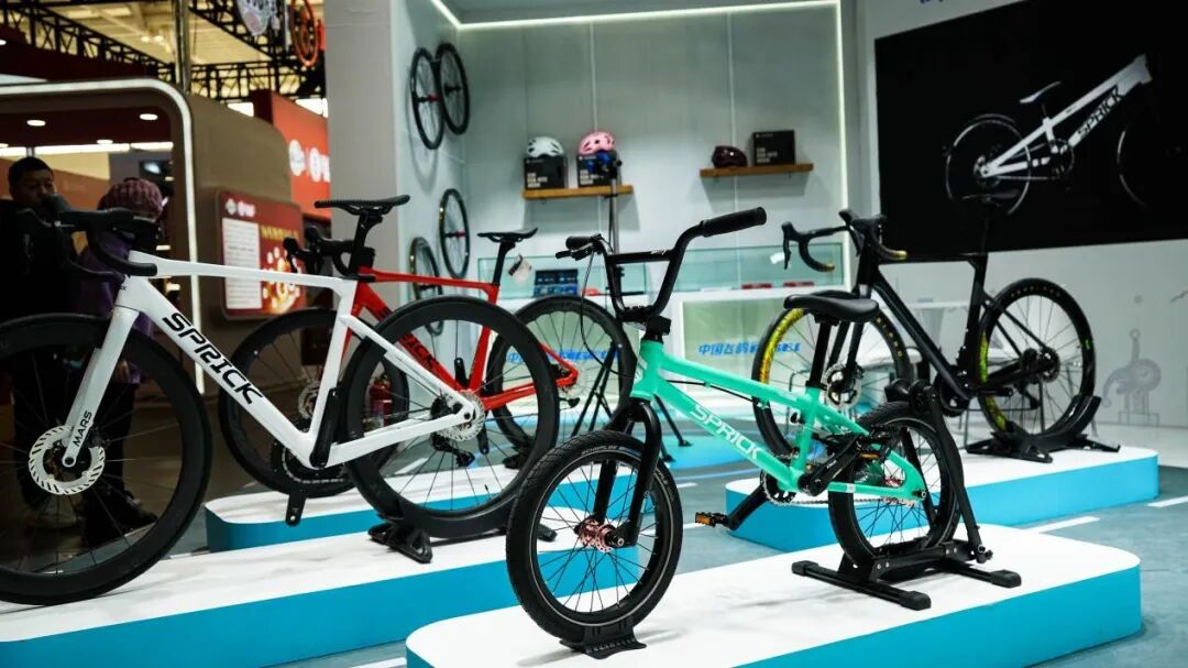 [2024-12-31]飞鸽旗下高端运动品牌斯普瑞克sprick亮相津洽会