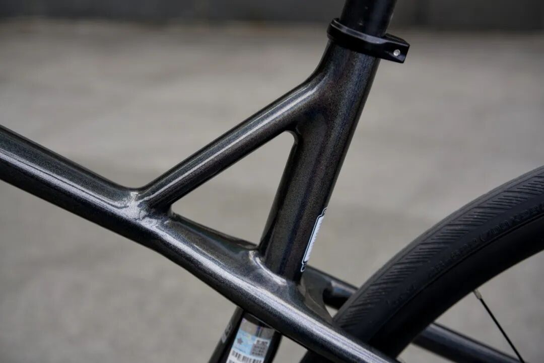 强势进军公路车领域DAHON大行700C公路车VélodonA4评测