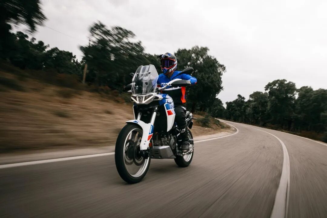 [2023-11-17]野性的呼唤自由的回响ApriliaTuareg660