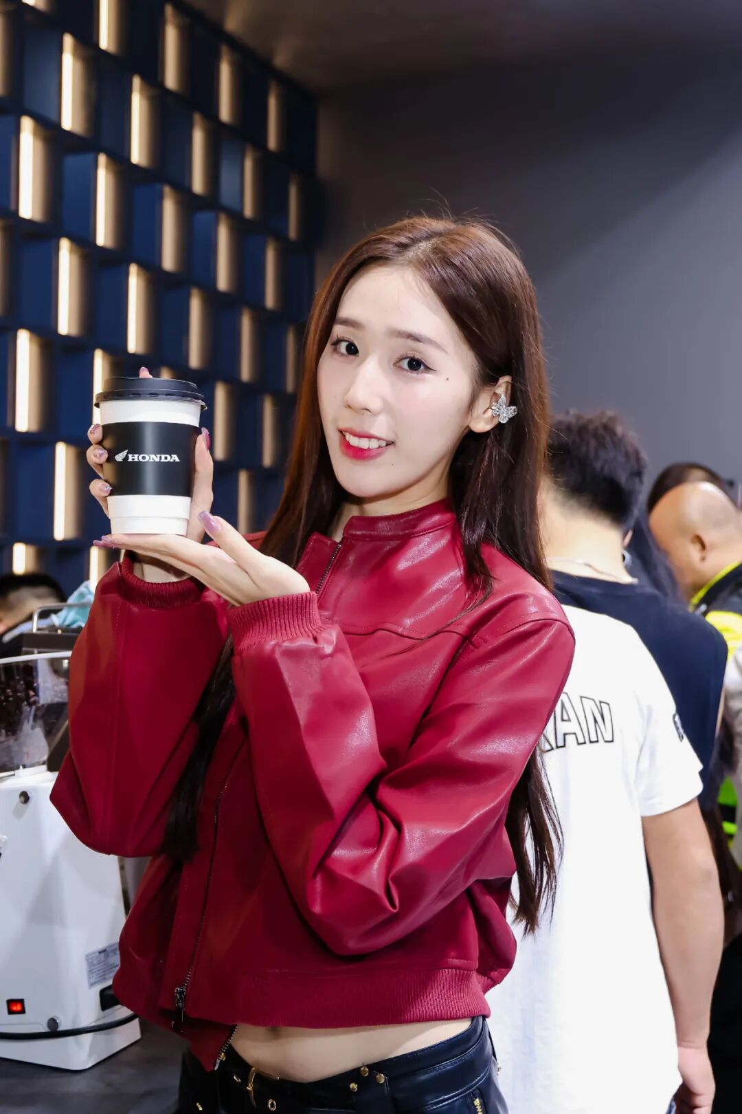 [2025-09-20]快乐解码重庆摩展最上头的打卡点