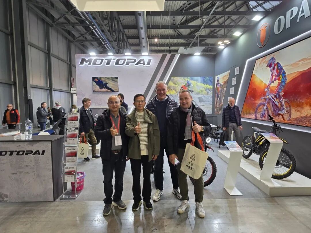 2025蛇我其谁欧派全力奔赴巅峰