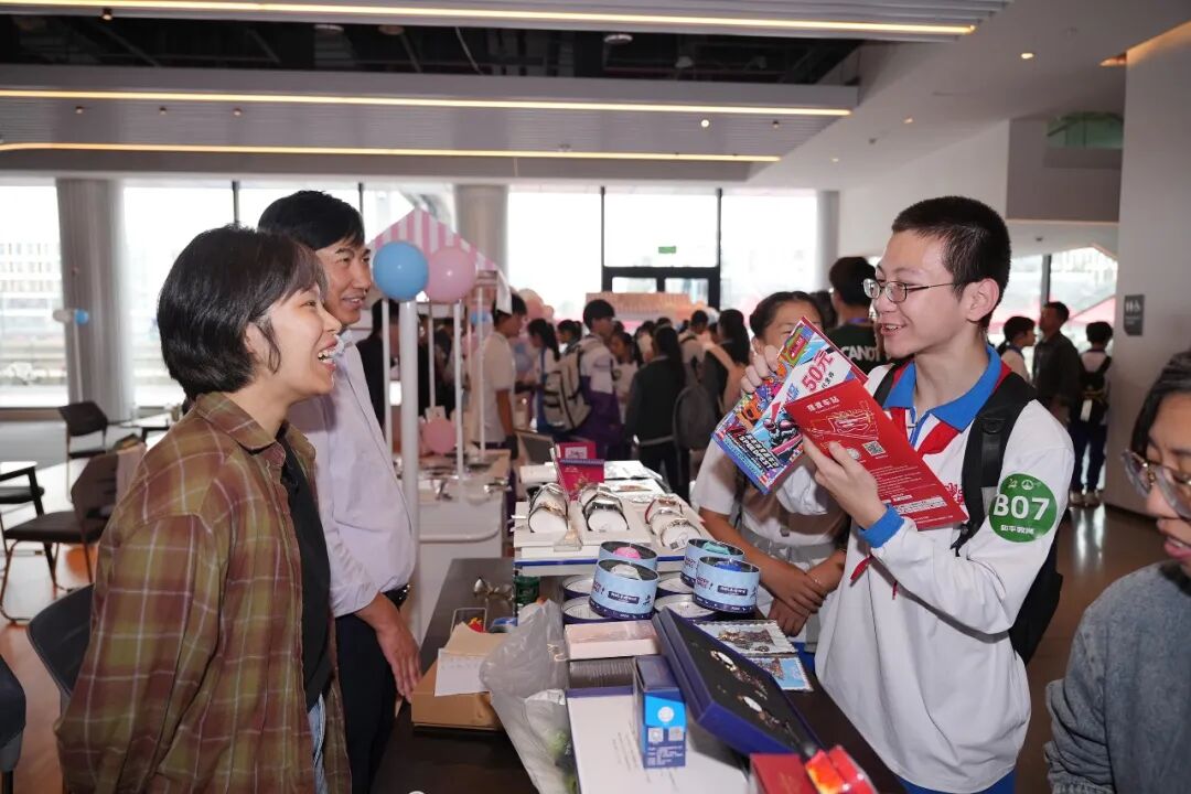 [2025-09-30]渤海之畔中国飞鸽领航自行车盛会奏响秋日华章