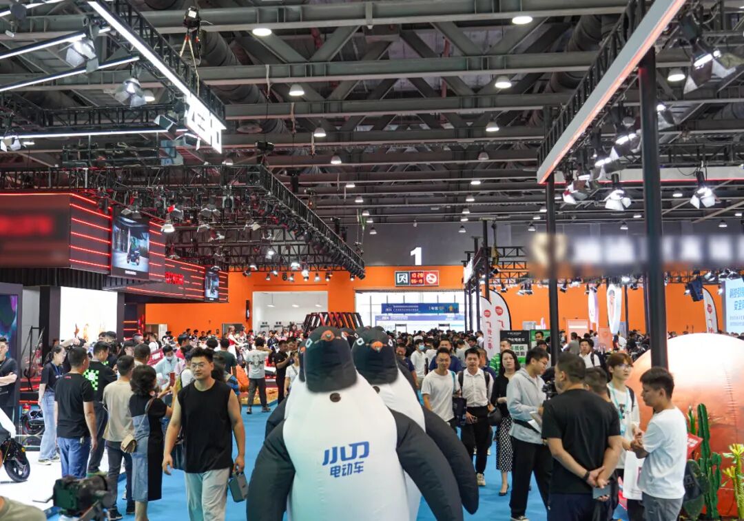 情况属实小刀外卖车被外国市场盯上了