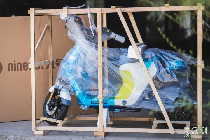 九号电动车C40用智能颠覆你对电动车的认知