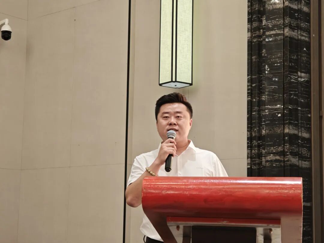 誓夺三季度全胜2025超威营销半年度会议圆满成功吹响百日冲刺号角