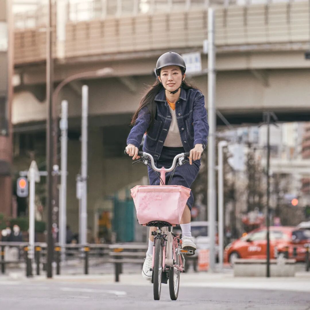 [2024-02-29]BROMPTON推出限定樱花粉骑它去赏花