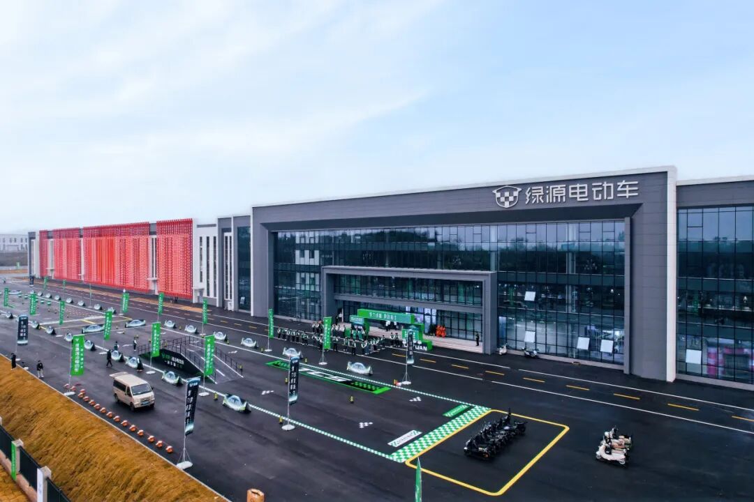 [2025-03-16]绿源独家冠名一部车骑10年点亮2025重庆大足石刻国际旅游文化节