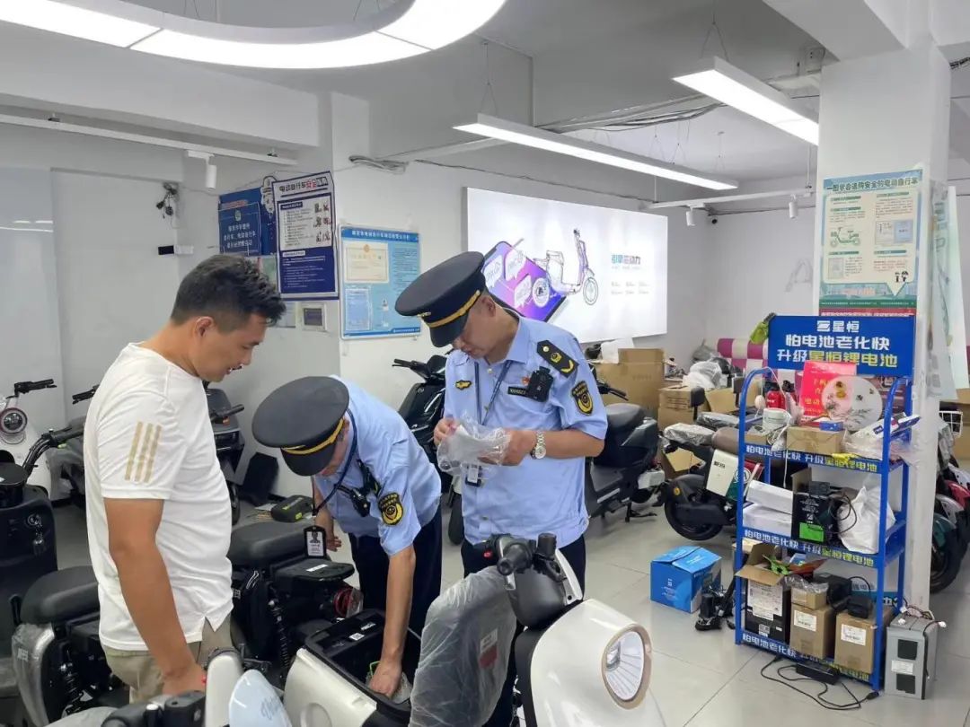 电动车最严新规2025年9月起执行3类车禁止上路3种行为严查