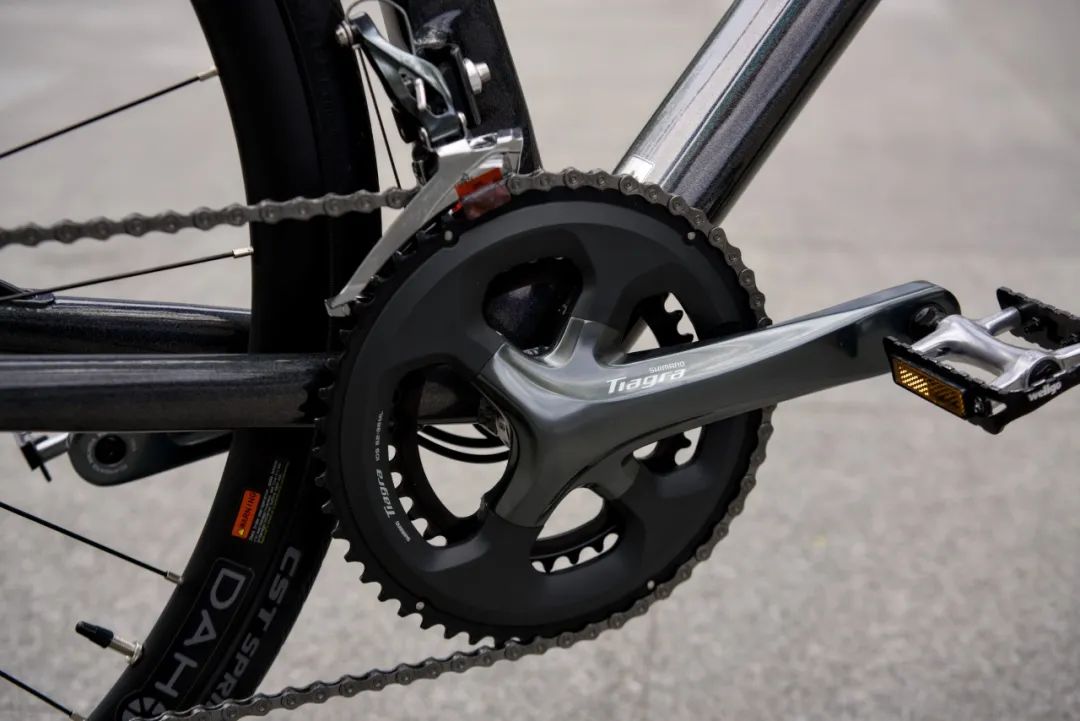 强势进军公路车领域DAHON大行700C公路车VélodonA4评测