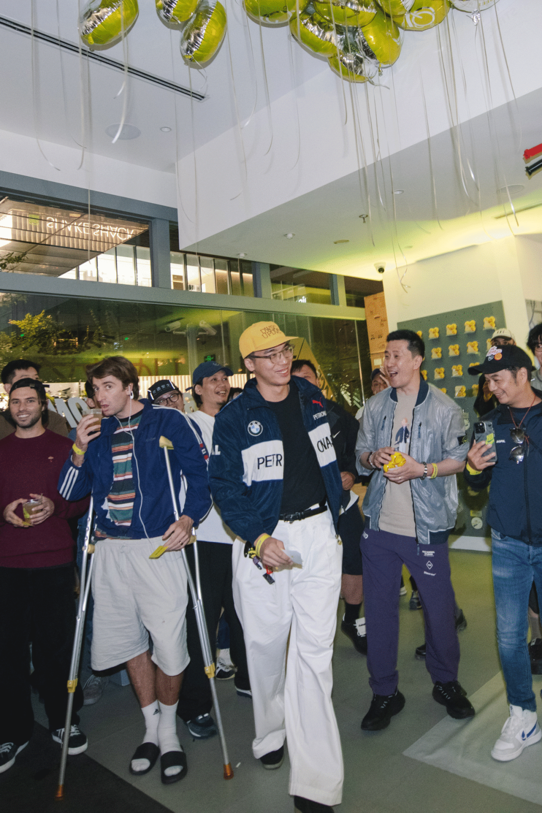 [2024-05-17]滑板vs小布这群布友都有什么花样