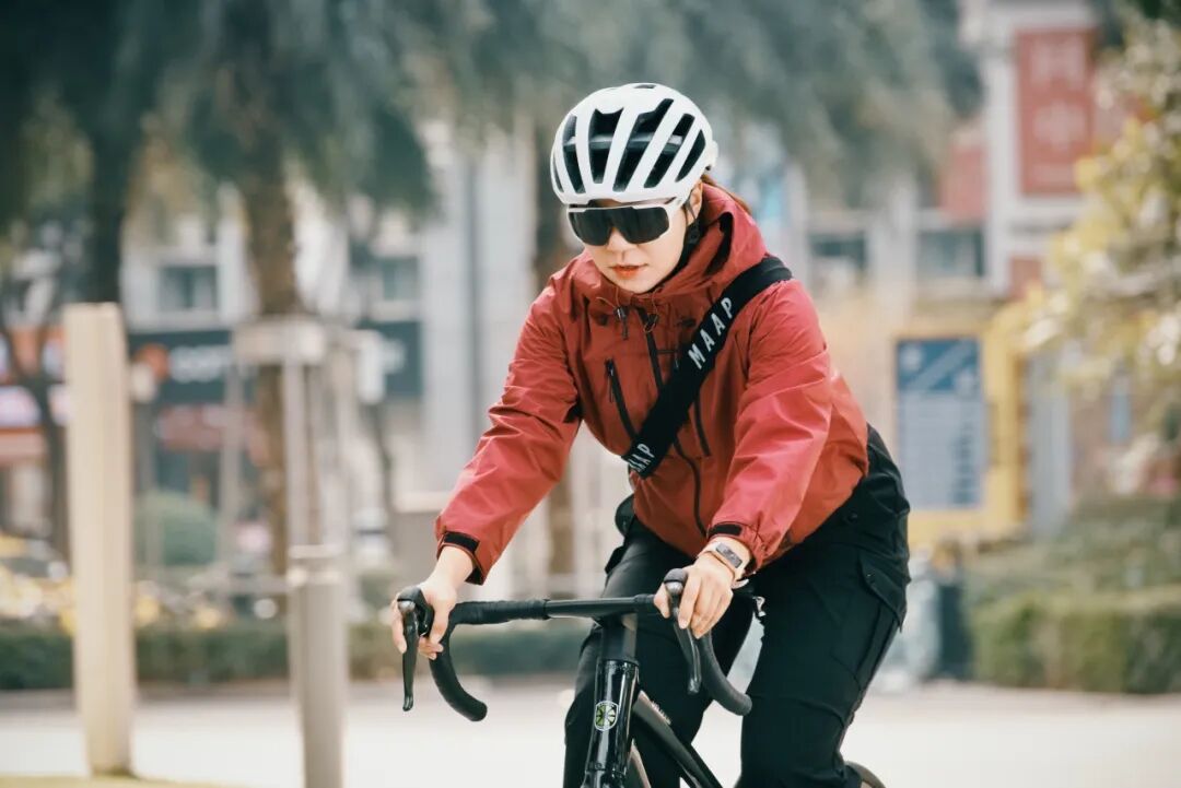 强势进军公路车领域DAHON大行700C公路车VélodonA4评测