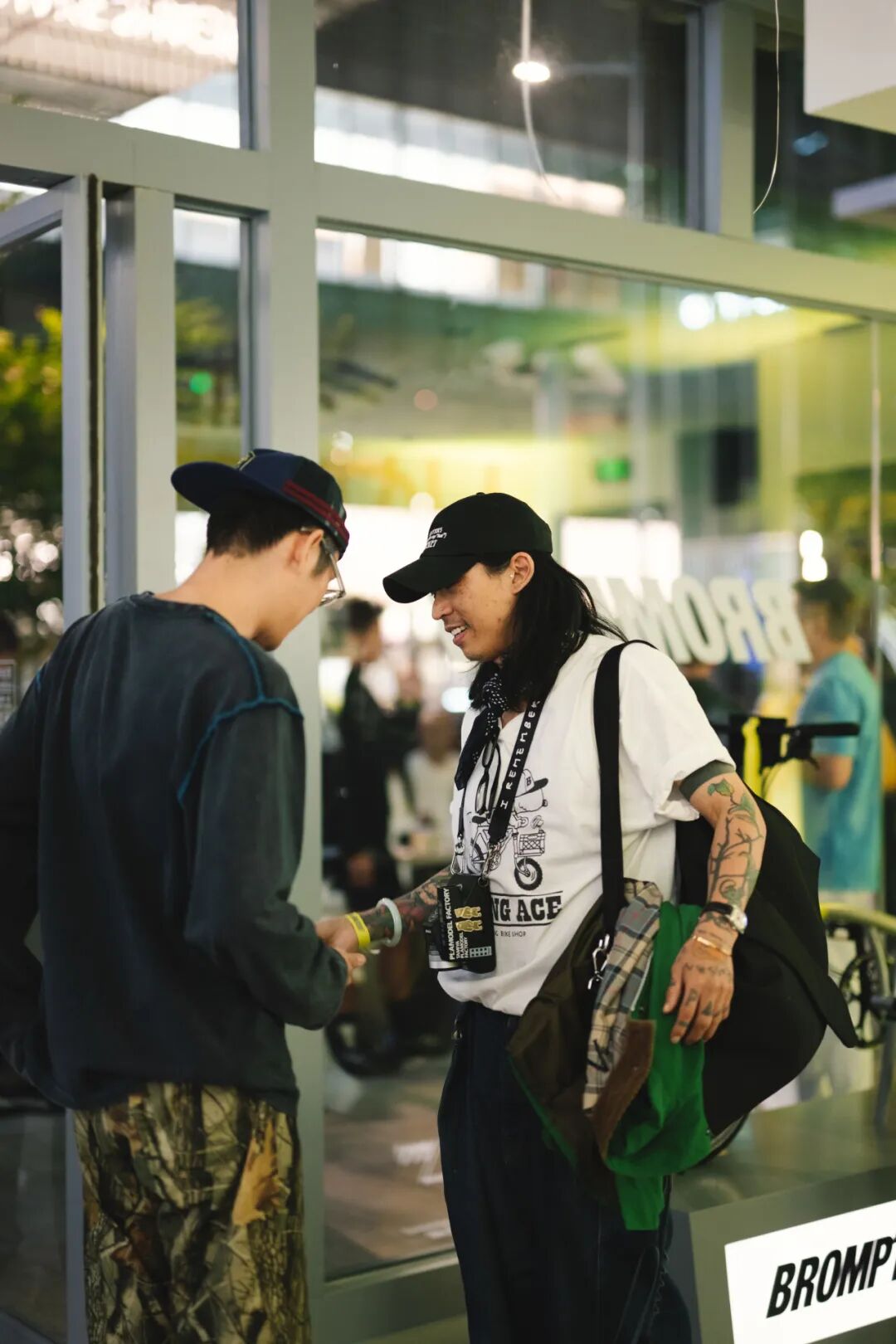 [2024-05-17]滑板vs小布这群布友都有什么花样