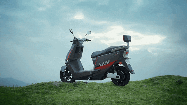 立马V9跨跃山河丨演绎极致操控让全场景出行无边界